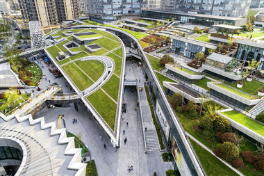 Galería de Shanghai Greenland Center / Nikken Sekkei  - 1