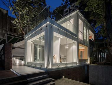Gallery of X-ROOM Creative Office / Zai Yu Space Design  - 1