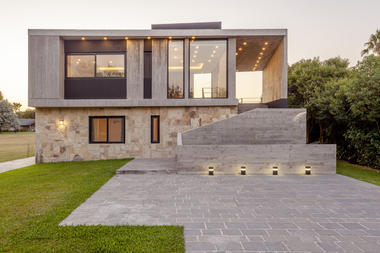 Gallery of Golf House / Adolfo Bavio Arquitectos  - 1