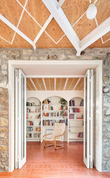Gallery of Renovation of a Village House / unparelld’arquitectes  - 13