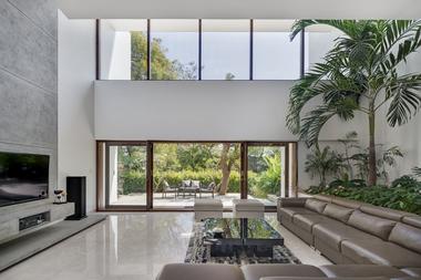 Gallery of Story of Three Courts Residence / Collage Architecture Studio  - 7