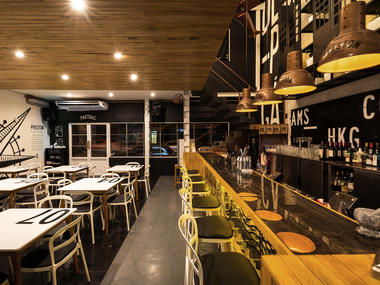Galería de Restaurantes, cafeterías y bares en Argentina: 20 proyectos con representación en planta  - 17