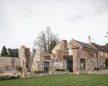 Casa parchment works / Will Gamble Architects