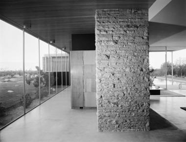 Gallery of 10 Timeless Interior Spaces From the 20th Century  - 5
