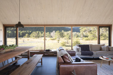 Galería de Refugio en Malalcahuello / Iragüen Viñuela Arquitectos  - 11