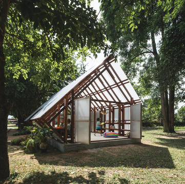Gallery of Library Toongnatapin School / Student Committee, Faculty of Architecture, Silpakorn University  - 19