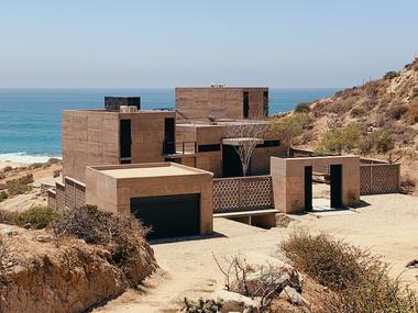Casa Sonoma / Roca Arquitectos
