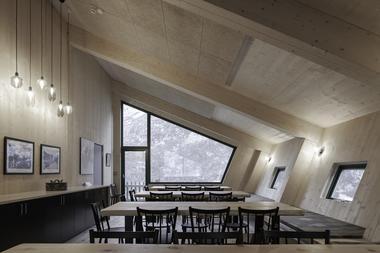 Gallery of Tungestølen Hiking Cabin / Snøhetta  - 18