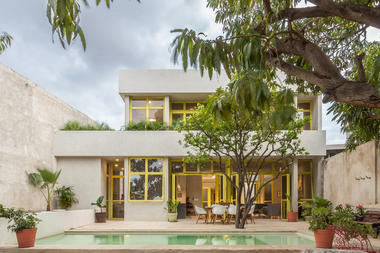 Casa Mango / Estudio Santa Rita