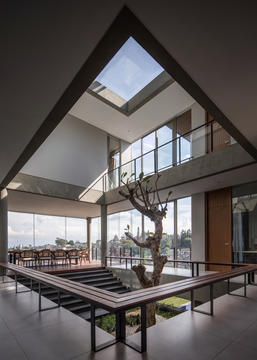 Gallery of ST House / RUNANGRONA  - 3