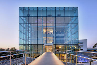 BioLegend Campus / Delawie