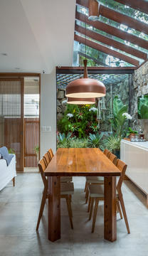 Galeria de Requalificação de residência projetada por Zanine Caldas / PKB Arquitetura  - 11