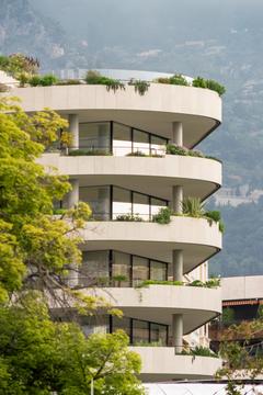 Gallery of La Petite Afrique Building / Isay Weinfeld  - 9