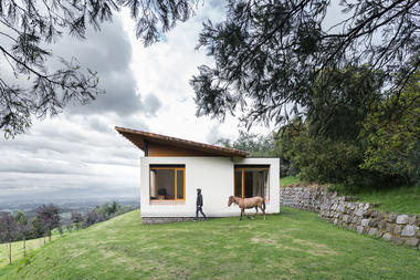 Pasochoa House / Juan Esteban Ruales Laso