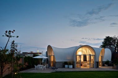 House in Tlayacapan  / PRODUCTORA