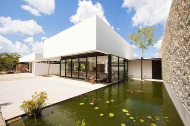 Gershenson House / Roman Gonzalez Jaramillo