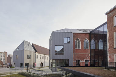 Immac² Mixed Use Project / Urban Platform