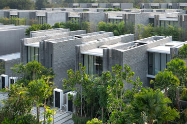 X2 Oceanphere Pattaya Villa Resort / Creative Crews