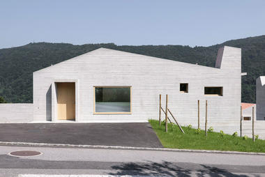 5 Houses in Barbengo / Studio Meyer e Piattini