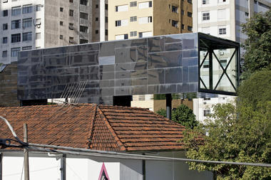 Oscar Freire Observatory / Triptyque