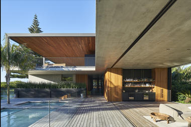 Sunrise House / MCK Architecture & Interiors