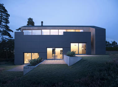 Villa Void / Resell+Nicca