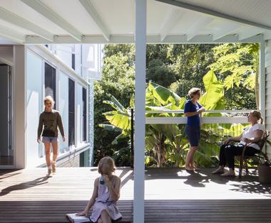 Verandah House  / Still Space Architecture