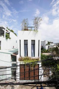 ThuBao's House / 85 Design
