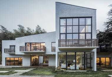 Hidden Valley House / SU Architects