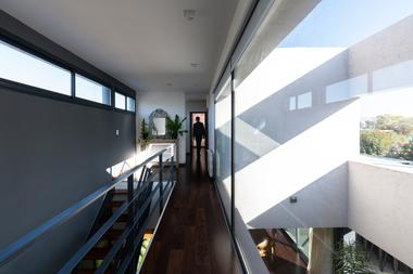 Gallery of LVF House / PSV Arquitectura  - 11