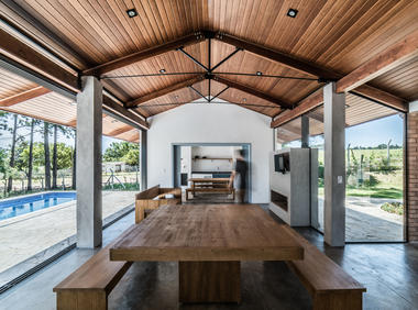 Gallery of Brazilian Houses: 12 Homes With Cable Structures  - 11