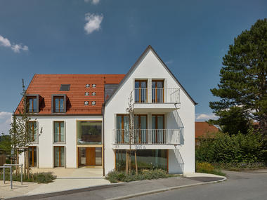 Gallery of A57 Multigenerational House in Aichwald / holzerarchitekten  - 1