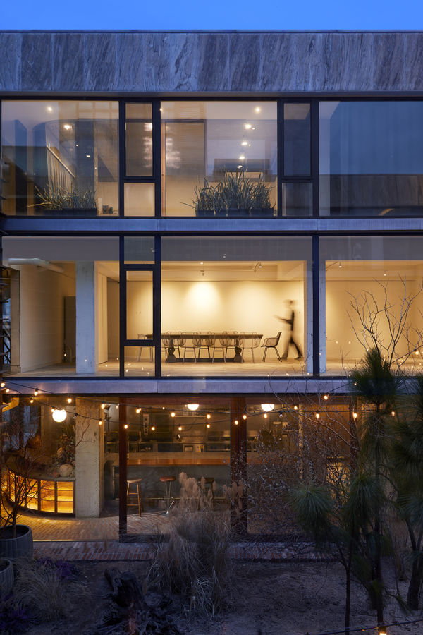 ffffb-by-ishinaina09-archdaily
