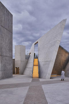 Daniel Libeskind On the Poetics of Memory and Time in Architecture