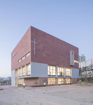 Taejeon Church / Oh Jongsang