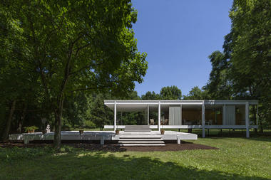 Gallery of Installation at the Farnsworth House Showcases Original Furniture of Edith Farnsworth  - 14