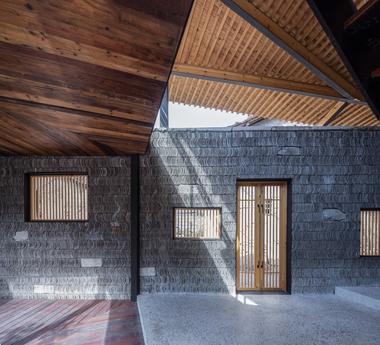 La remodelación contemporánea de materiales tradicionales en la arquitectura vernácula china