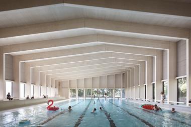 Gallery of Fluid Dynamics: Iconic Swimming Pools Around the World  - 2