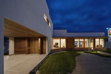 Gallery of L House / TSC Architects  - 12
