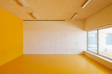 Galeria de Escola básica e jardim infantil de Caselas / Site Specific Arquitectura + Patrícia Marques e Paulo Costa  - 16