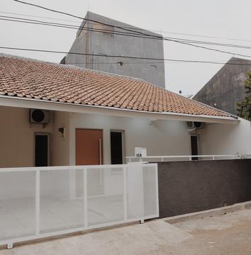 Casa Kusumahdinata / Aditya Wiratama Architect