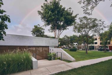 Galería de Plaza Cultural Norte / Oscar Gonzalez Moix  - 2