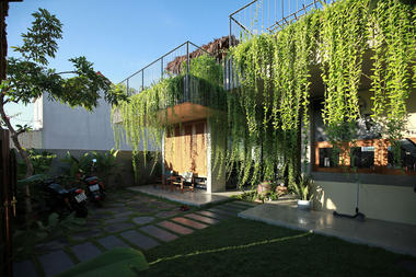 Gallery of SKB house / Chong Chóng Architecture  - 9