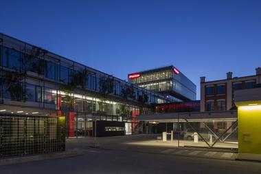 Gallery of Fronius / PAUAT Architects  - 15
