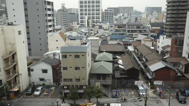 Short Film Explores the Standardization of Traditional Japanese Housing in Osaka