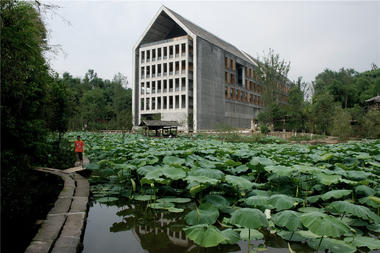 Biblioteca do Instituto de Belas Artes de Sichuan / Tanghua Architect & Associates