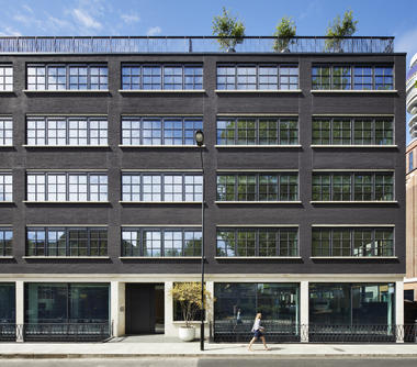 Asta House / Make Architects