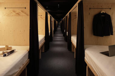 Hotel Small / CAPD