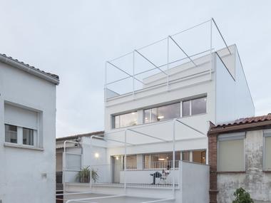 Casa Henche / Taller Abierto