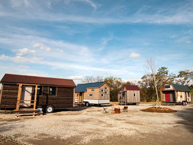 Casas mínimas y un espacio colectivo: Comunidades de Tiny Houses alrededor del mundo